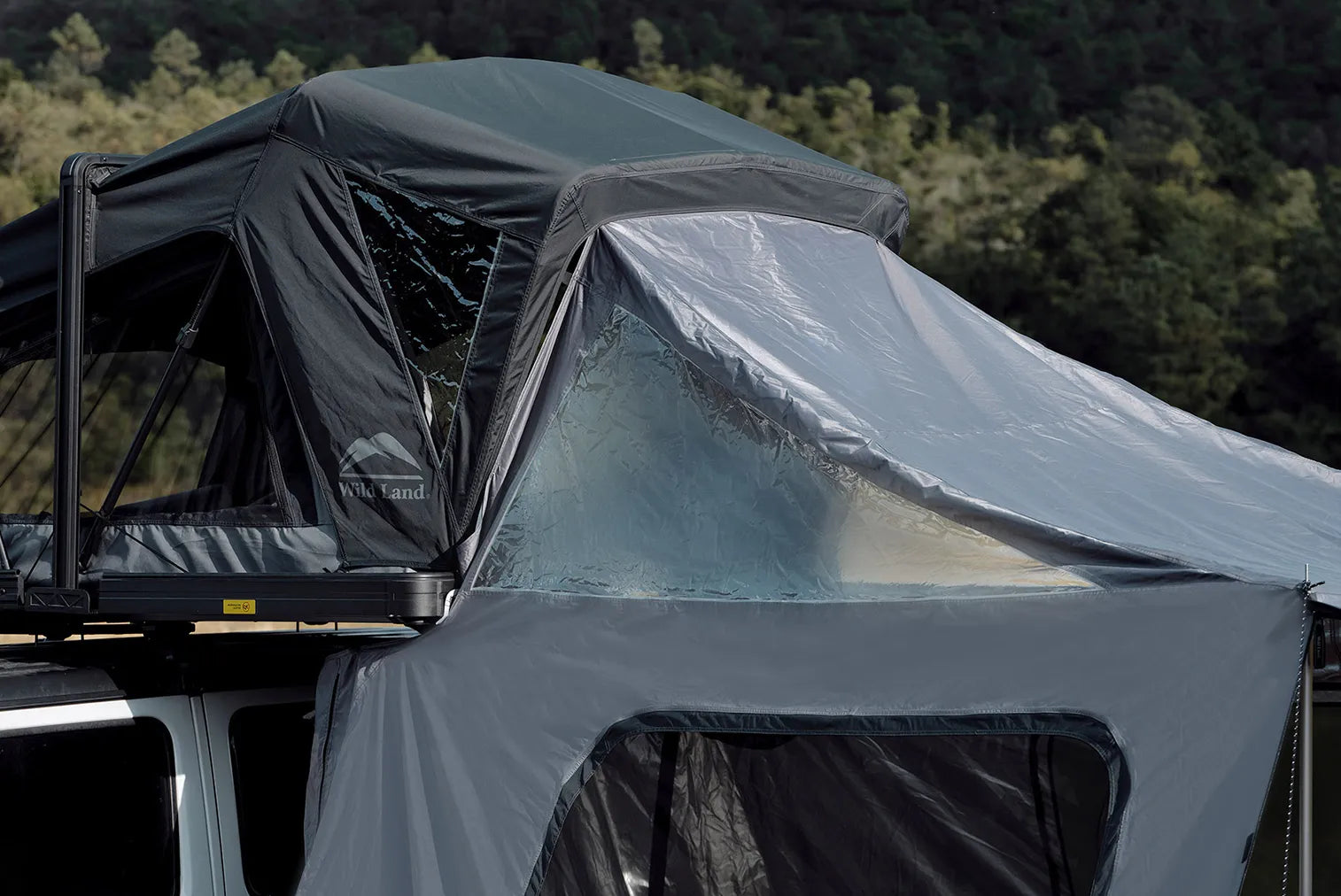 Wild Land Summit Explorer Roof Top Tent Close-up of the connection shed